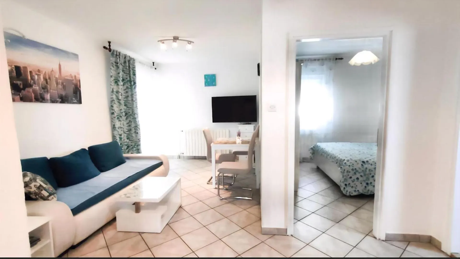 Wohnung In مالي لوشينغْ